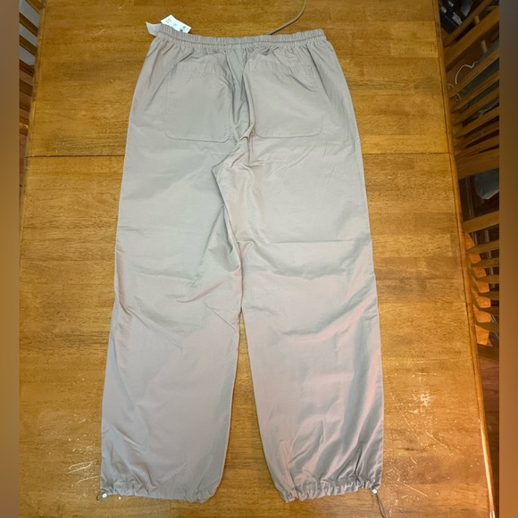Abercrombie & Fitch Khaki Pants L - Picture 7 of 8